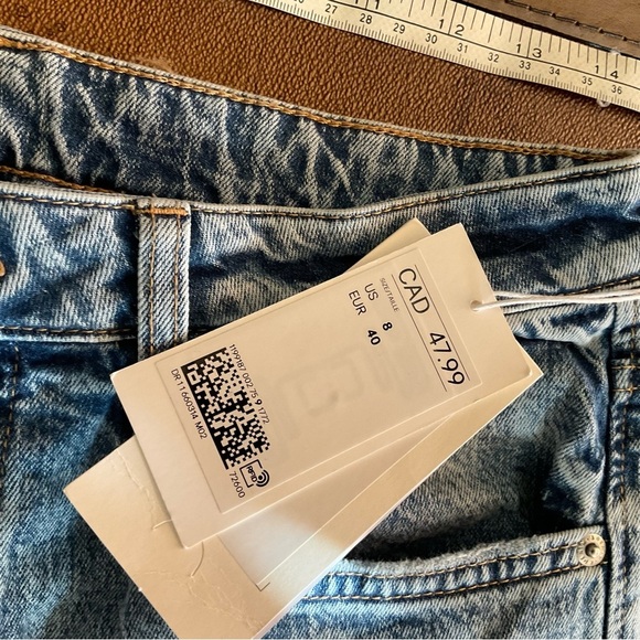 H&M Light Blue Slim Straight Jeans - Picture 8 of 12